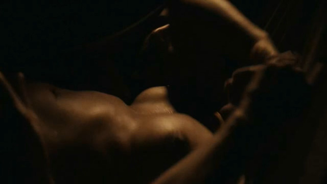 Dira Paes nude, Mariana Rios nude - Orfaos do Eldorado (2015)