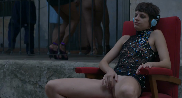 Mijal Katzowicz nude, Disturbia Rocio nude, Violeta Valiente nude, Rana Rzonscinsky nude - Las hijas del fuego (2018)