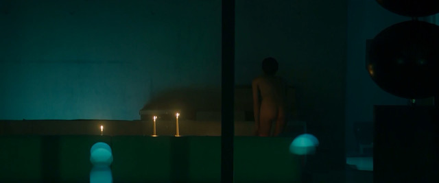 Paulina Walendziak nude, Maja Ostaszewska nude, Magdalena Wrobel nude, Monika Stelmasiak nude - Ja teraz klamie (2019)