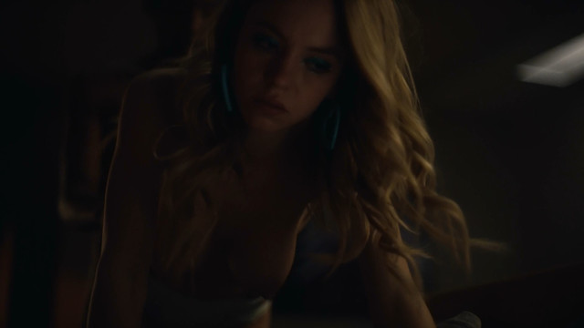 Sydney Sweeney nude - Euphoria s01e06 (2019)