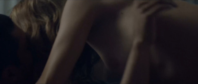 Jennifer Missoni nude, Dawn Olivieri nude - To Whom It May Concern (2015)