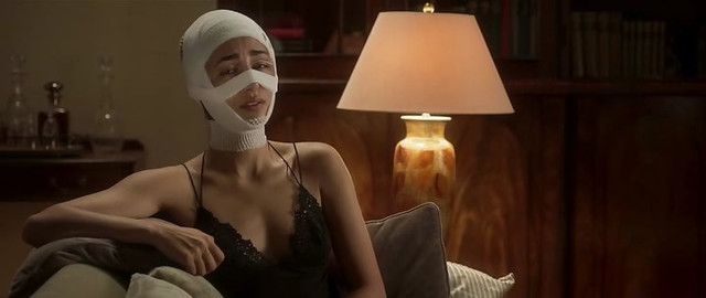 Neta Riskin sexy, Golshifteh Farahani sexy - Shelter (2017)