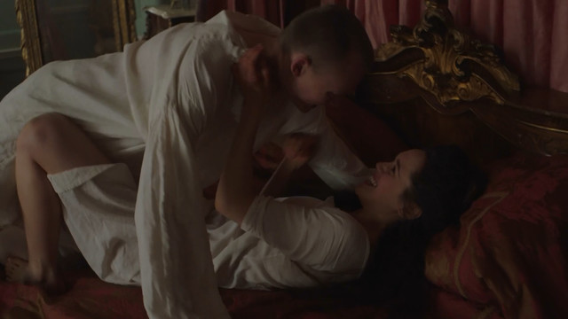 Jessica Brown Findlay sexy, Kirsty J. Curtis sexy - Harlots s03e08 (2019)