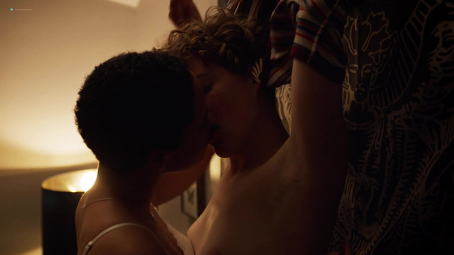 Sophia Bush sexy, Jacqueline Toboni nude,  Kiersey Clemons sexy, Kenzie Elizabeth nude - Easy s03e03 (2019)