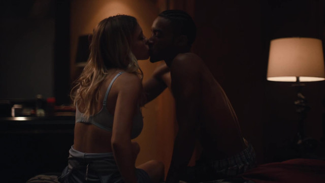 Sydney Sweeney nude - Euphoria s01 e01 (2019)