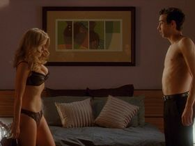 Alice Eve sexy - She's Out of My League (2010)