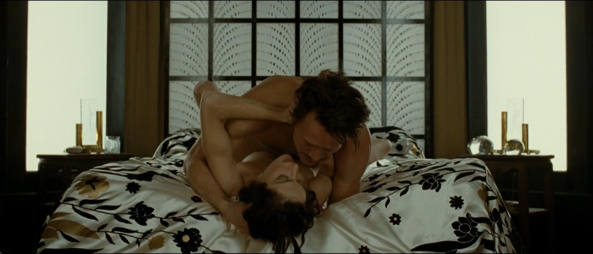 Anna Mouglalis nude - Coco Chanel & Igor Stravinsky (2009)