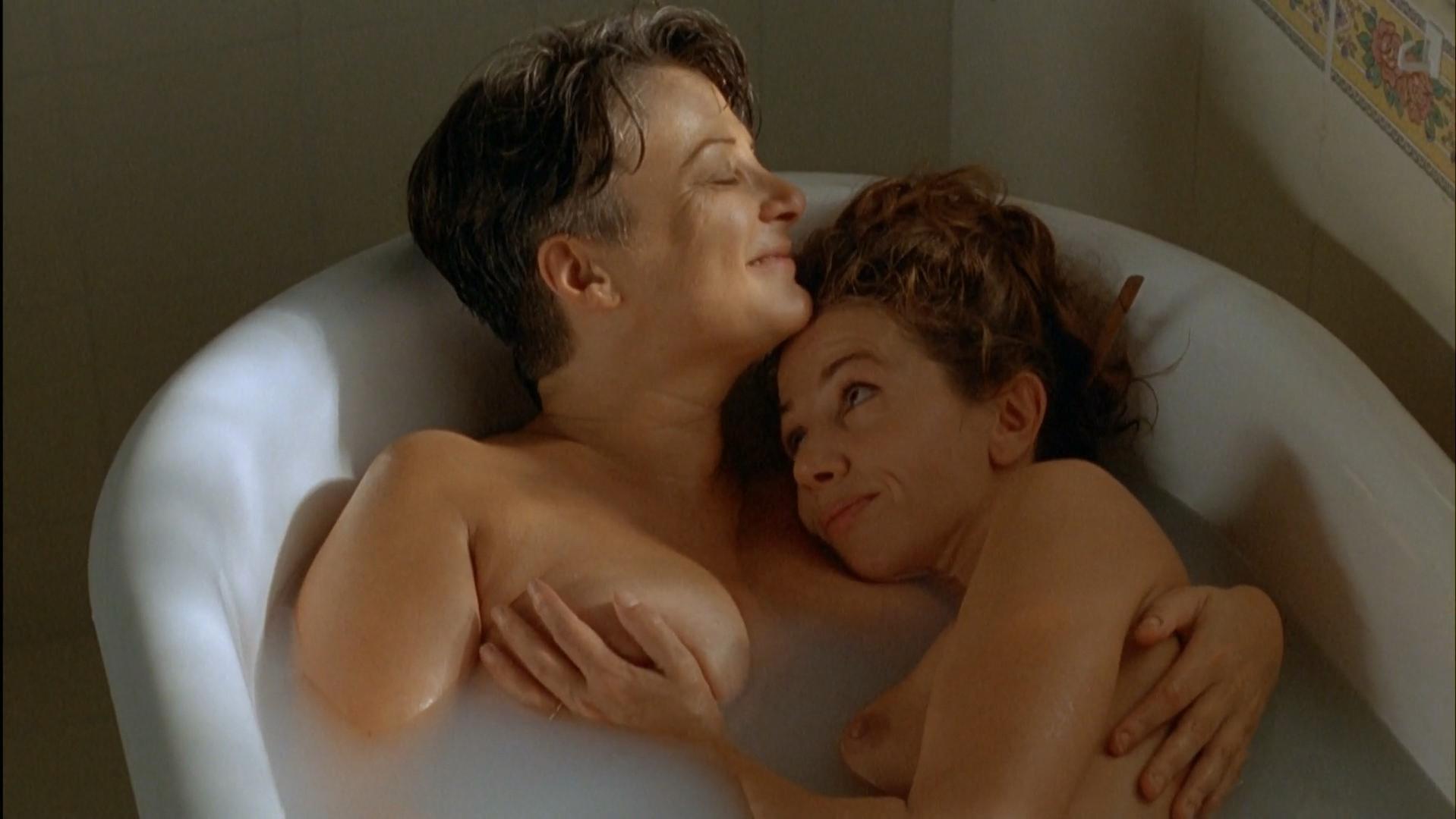 Victoria Abril nude, Josiane Balasko nude - French Twist (1996)