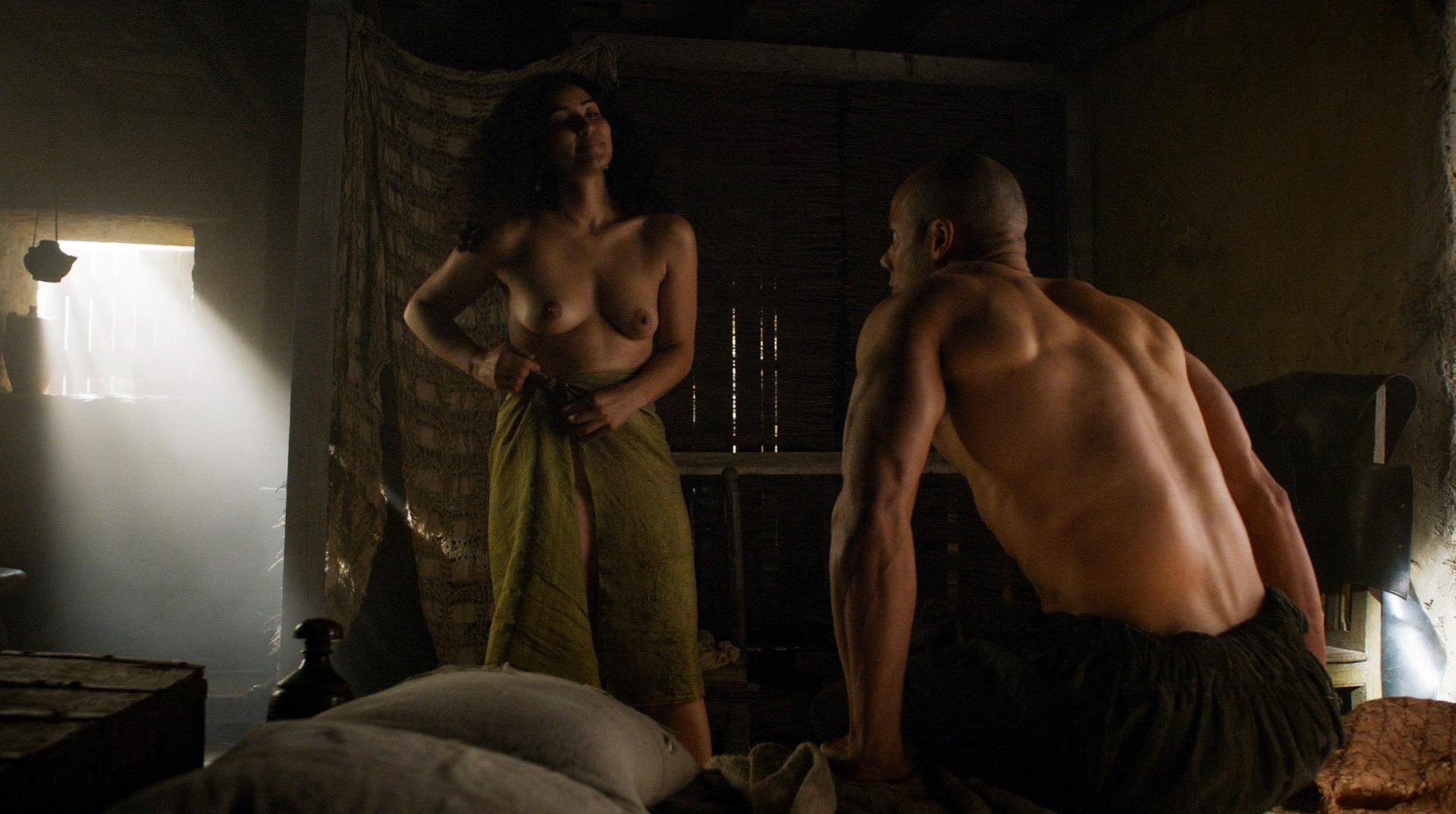 Meena Rayann nude, Emilia Clarke sexy - Game Of Thrones s05e01 (2015)