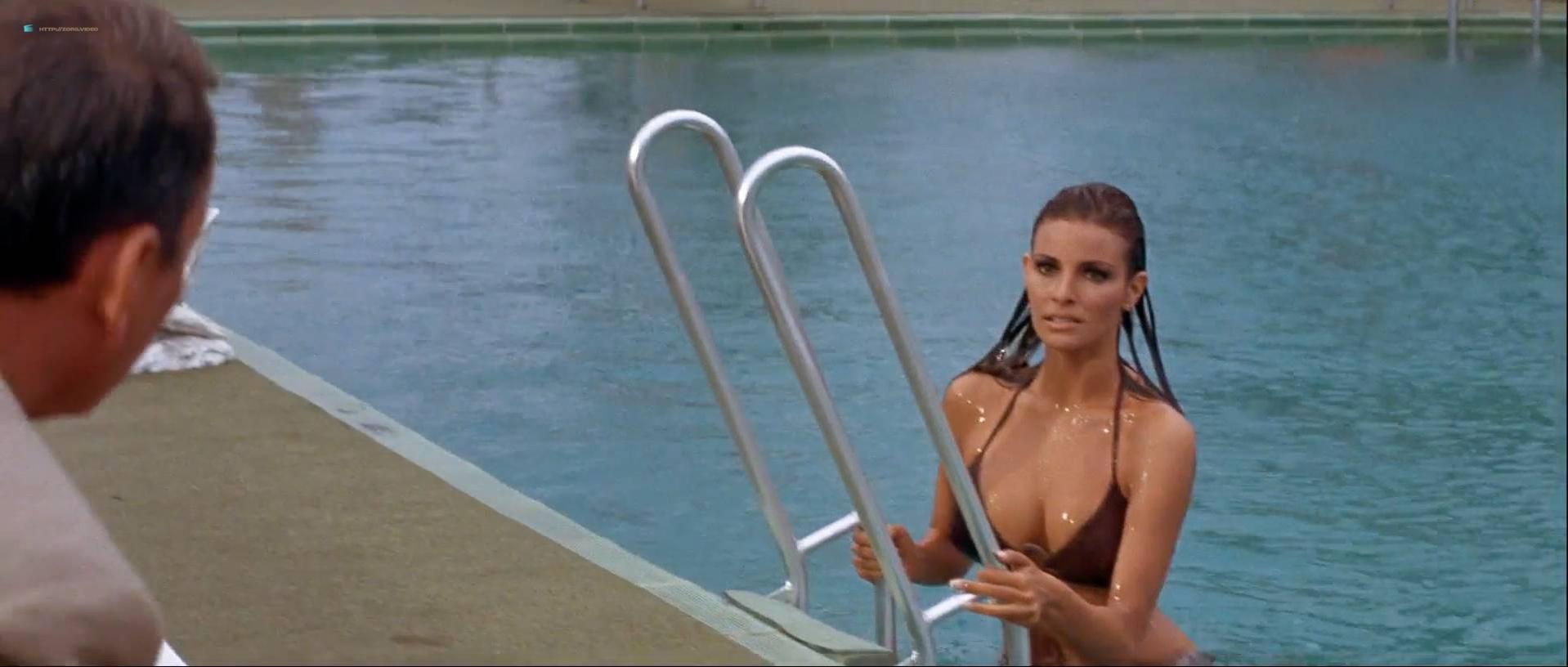 Raquel Welch sexy, Christine Todd nude - Lady in Cement (1968)