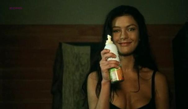 Catherine Zeta-Jones sexy - Blue Juice (1995)