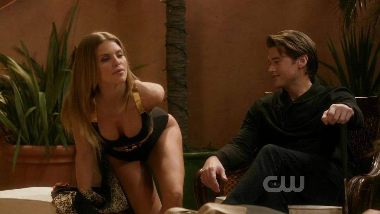 AnnaLynne McCord sexy - 90210 s04e18 (2012)