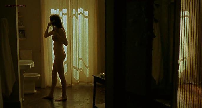 Leelee Sobieski nude - L’idole (2002)
