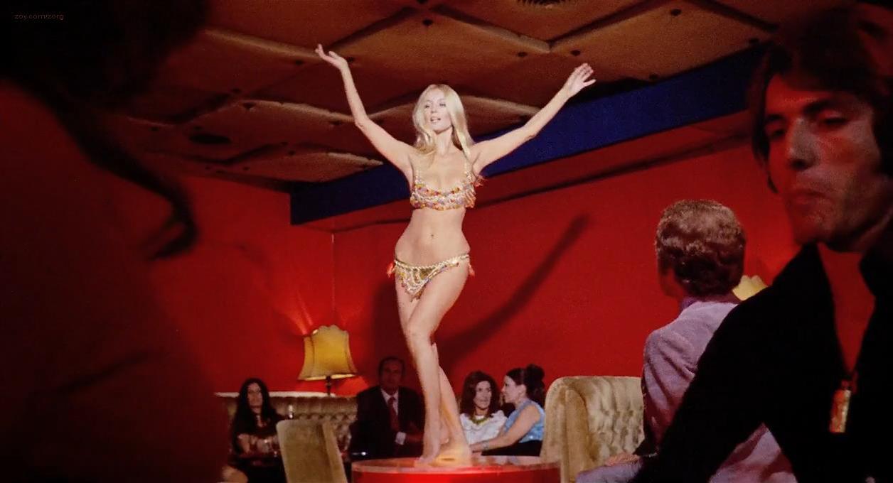 Barbara Bouchet sexy - Milano calibro 9 (1971)